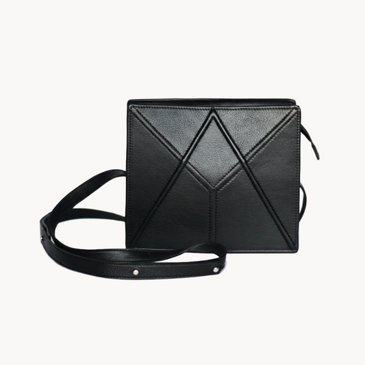 Facet Shoulder Bag – Minimalist & Handmade